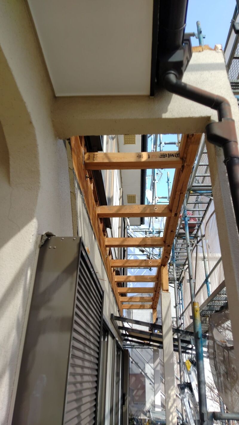 ベランダ撤去工事