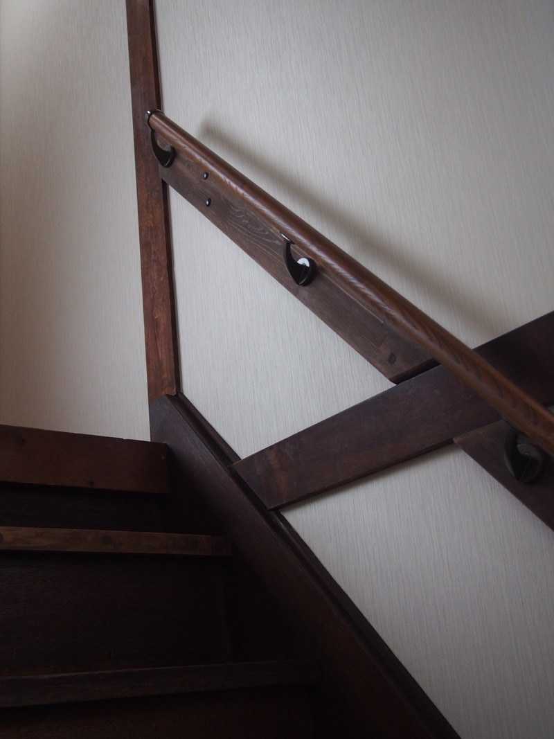 after
分りずらいですが、踏板の鼻先を補修。